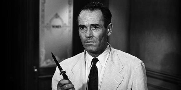 Henry Fo<em></em>nda with the knife in 12 Angry Men movie.