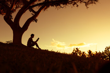 体谅和心疼对方的句子 互相理解互相体谅的句子